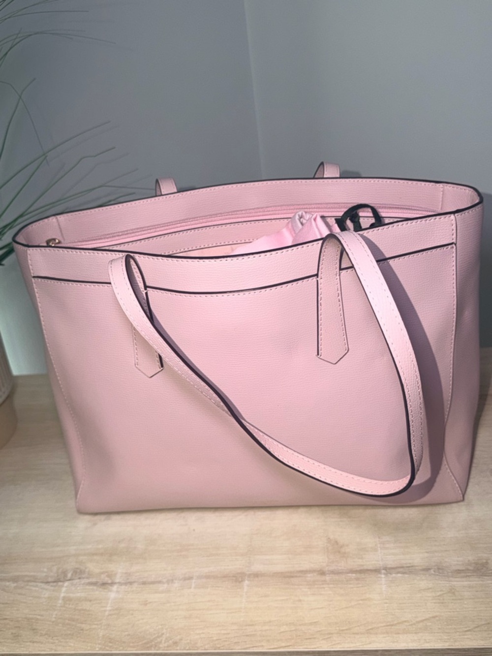KATE SPADE (AUTHENTIC) Pink Structured Tote Handbag - Classic Everyday Carry - Picture 5 of 6